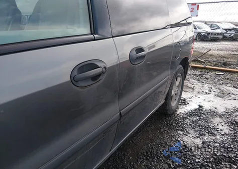 2006 Ford Freestar Se z USA, uszkodzony, nr VIN 2FMZA51636BA66548